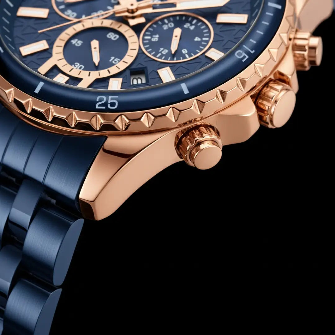 Relógio casual masculino azul Reward VIP Essence 45mm com bisel canelado vista da coroa