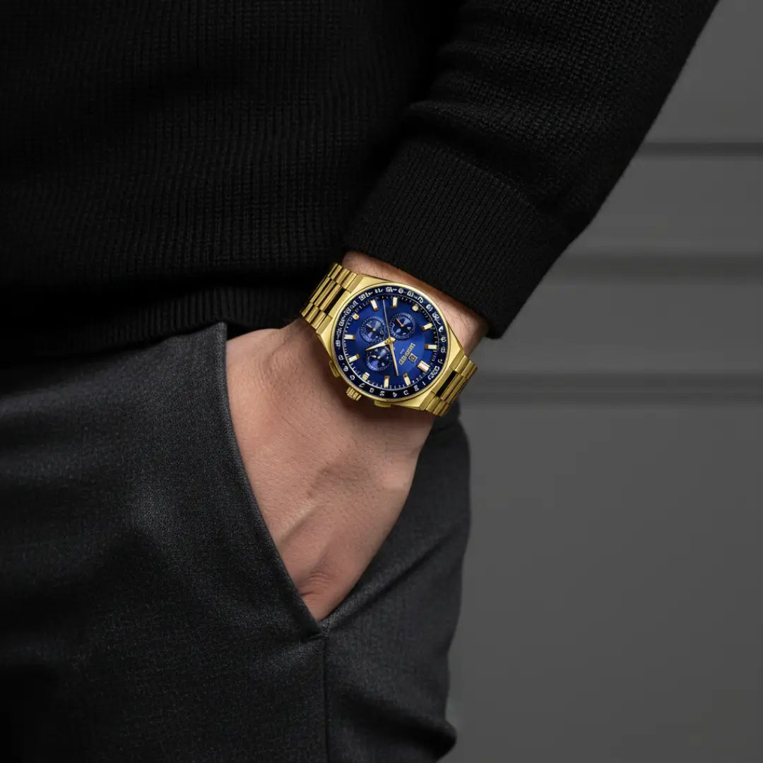 Relógio casual masculino dourado Navigator master 44mm no pulso