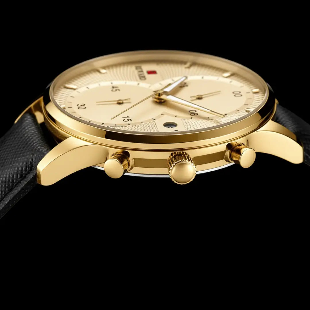 Vista do mostrador do relógio clássico masculino Reward VIP Linéar Gold evidenciando a curvatura do cristal