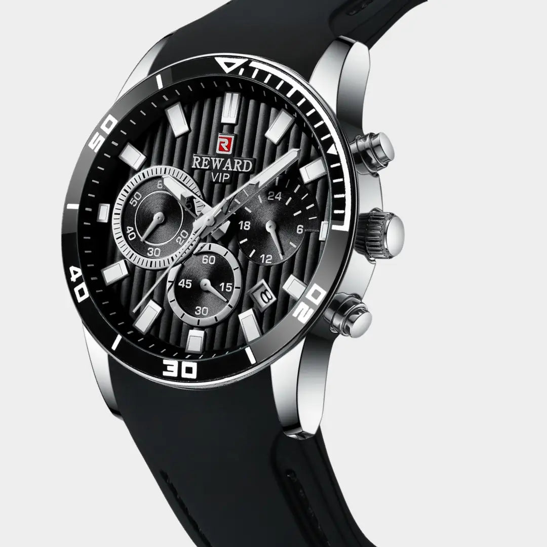 Relógio esportivo masculino preto com pulseira de borracha e cronógrafo Reward VIP Aurion Sport 44mm visto em ângulo de 3/4