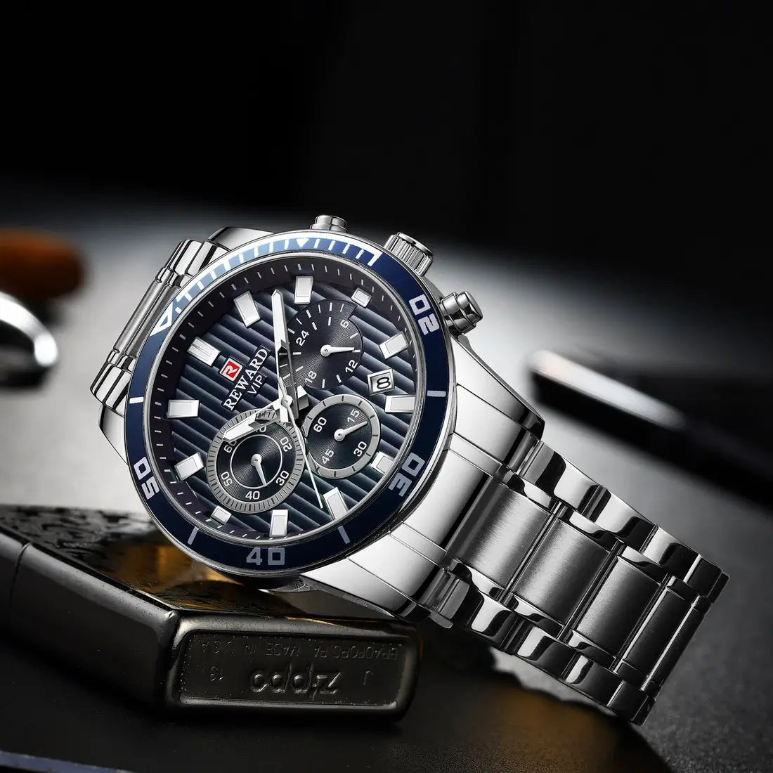 Relógio masculino prata e azul com design elegante Reward VIP Aurion com movimento quartzo