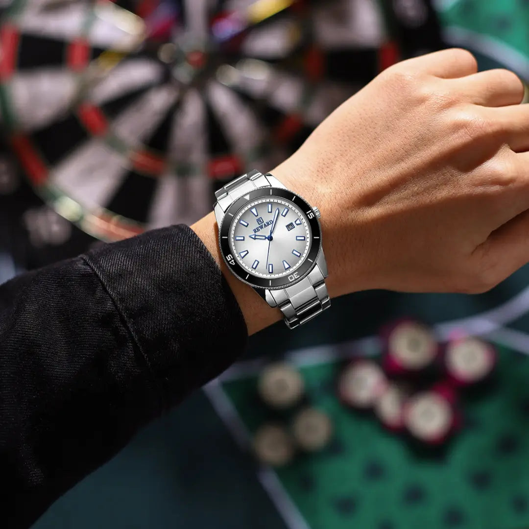 Relógio masculino reward vip heritage prata no pulso