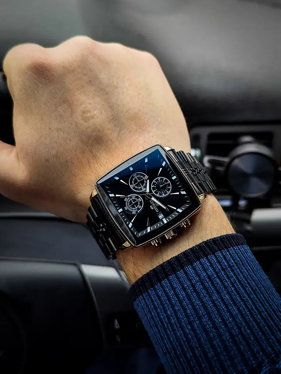 Vista do relógio masculino preto Reward VIP Monaco Chronograph no pulso