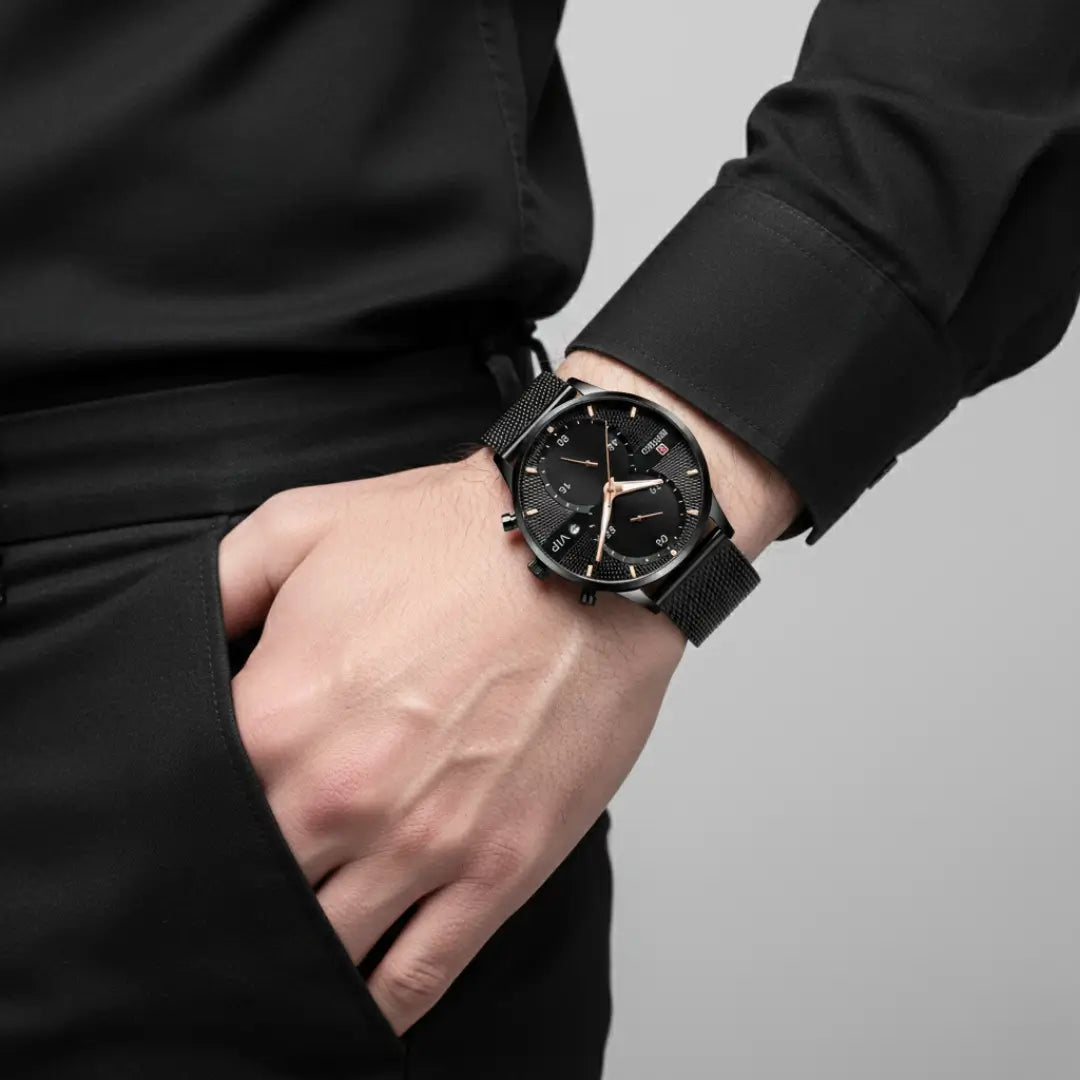 Relógio minimalista masculino preto Linéar 45 mm com pulseira mesh no pulso