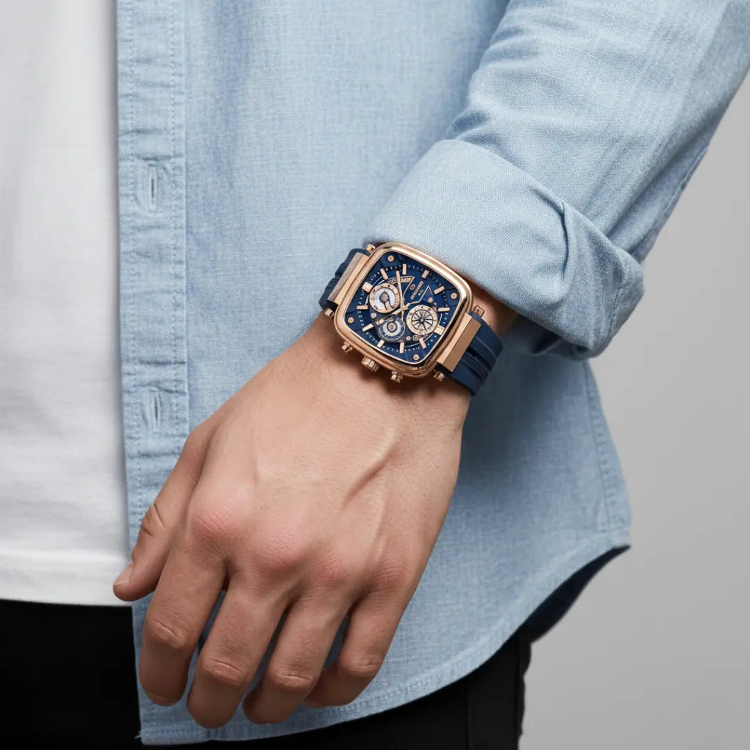 Relógio quadrado masculino com design esportivo monaco 44mm visto sob o pulso