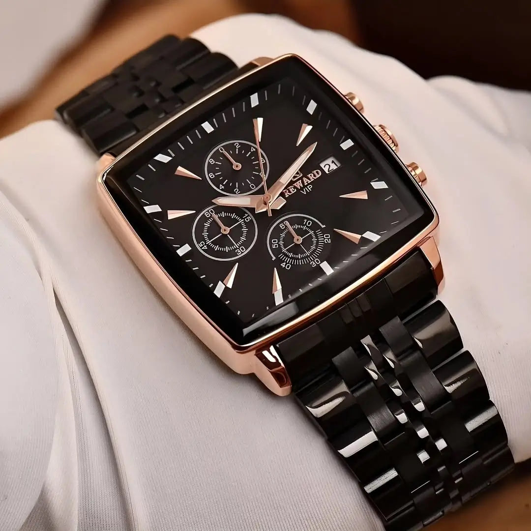 Relógio quadrado masculino Reward VIP Monaco, estilo social com cronógrafo e design clássico, cor preto e rose gold visto na lateral esquerda