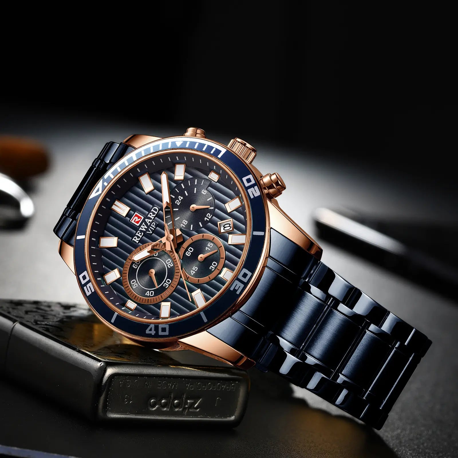 Mostrador do relógio social masculino azul Reward VIP Aurion com acabamento metálico refinado, visual limpo e detalhes elegantes que transmitem sofisticação e precisão