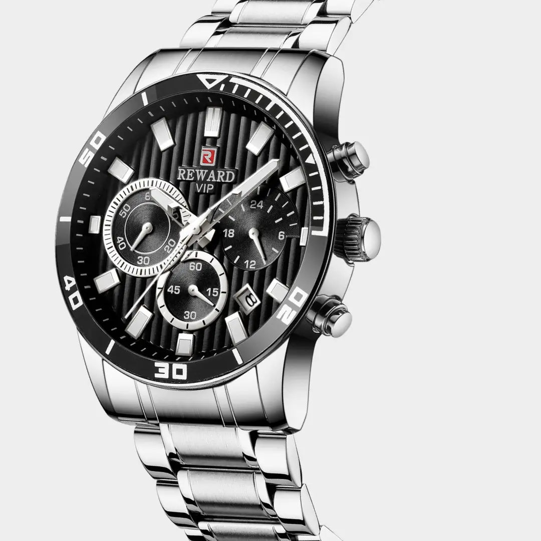 Relógio casual masculino prata com mostrador preto Reward VIP Aurion 44mm visto em ângulo de 3/4