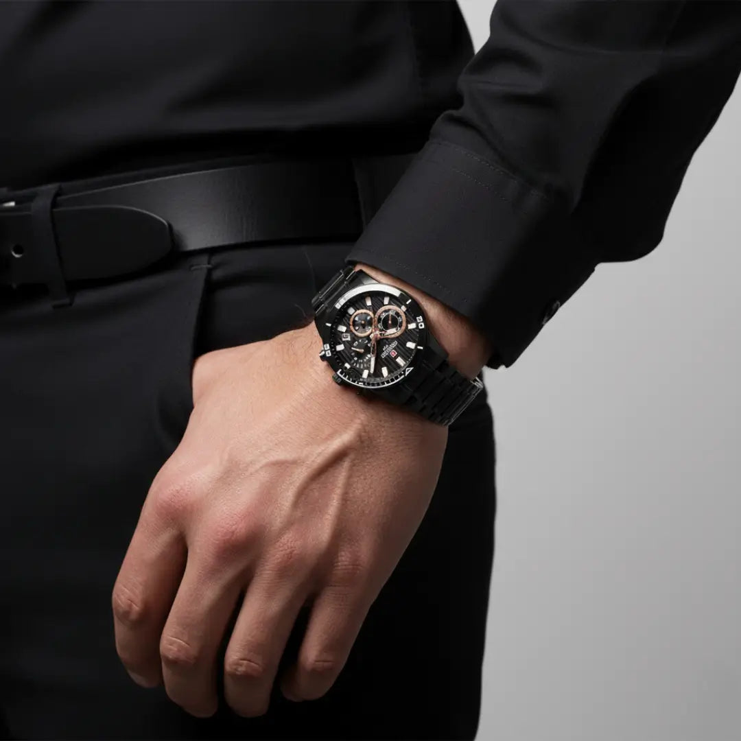 Relógio casual masculino preto com cronógrafo Reward VIP Aurion 44mm vista sob o pulso