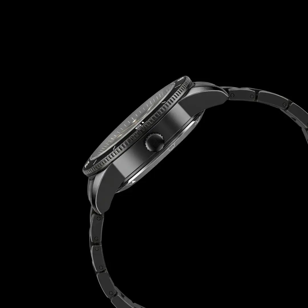 Relógio casual masculino preto Reward VIP Heritage 42mm vista da caixa na lateral com foco na coroa