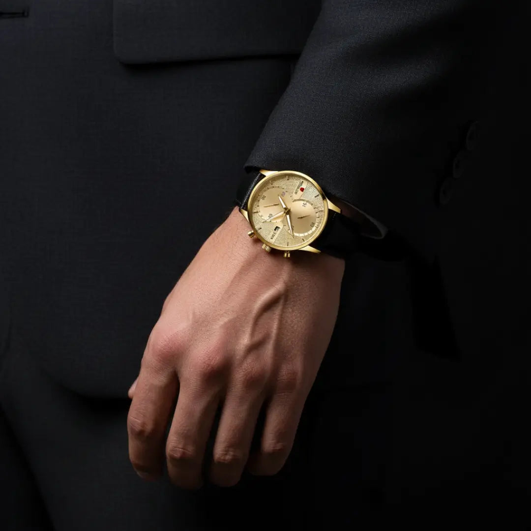 Relógio clássico masculino Reward VIP Linéar Gold no pulso, combinado com terno