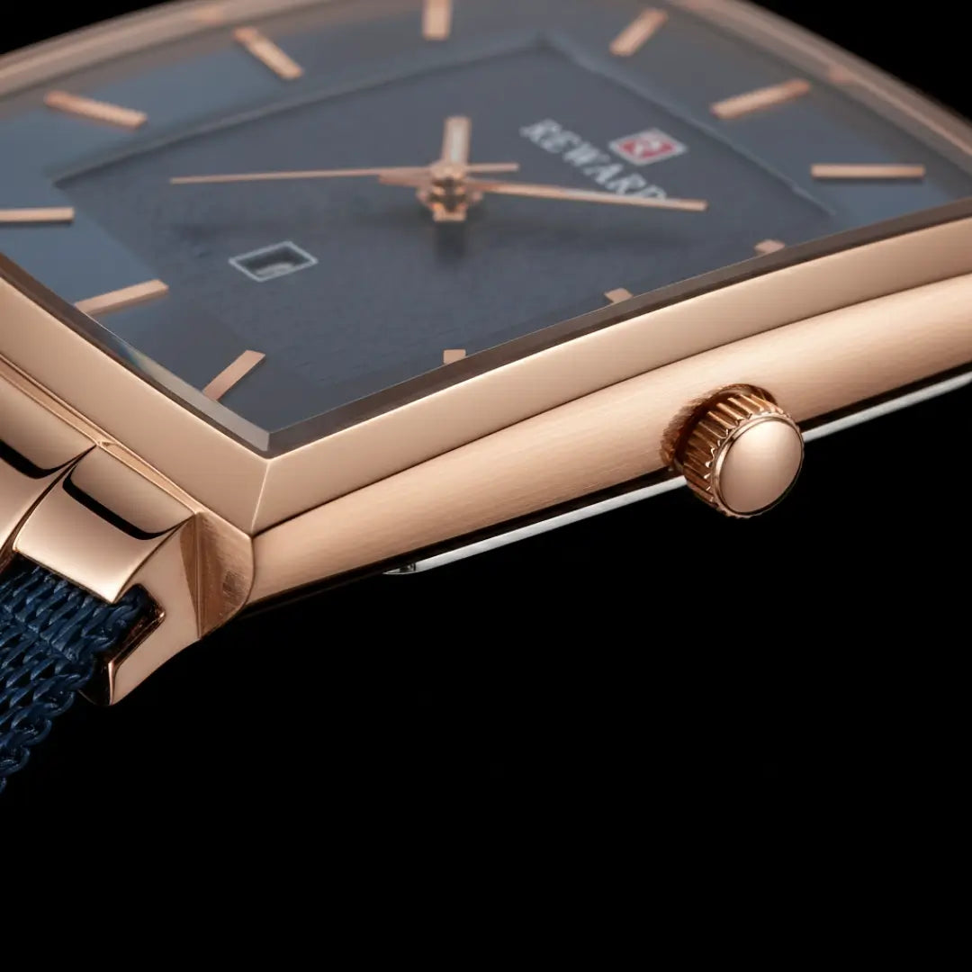 Relógio quadrado masculino social Monaco Date 37mm azul com vista da coroa aparafusada