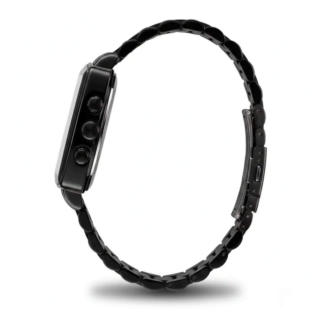 Relógio quadrado masculino de perfil social preto Monaco Chronograph 40mm visto da lateral completa