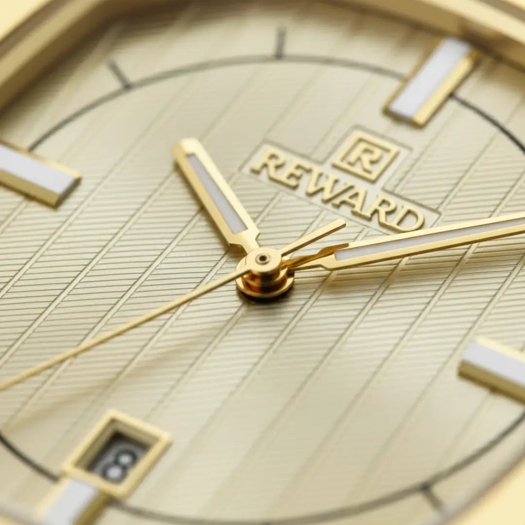 Relógio social masculino dourado Signature 38mm visto do mostrador