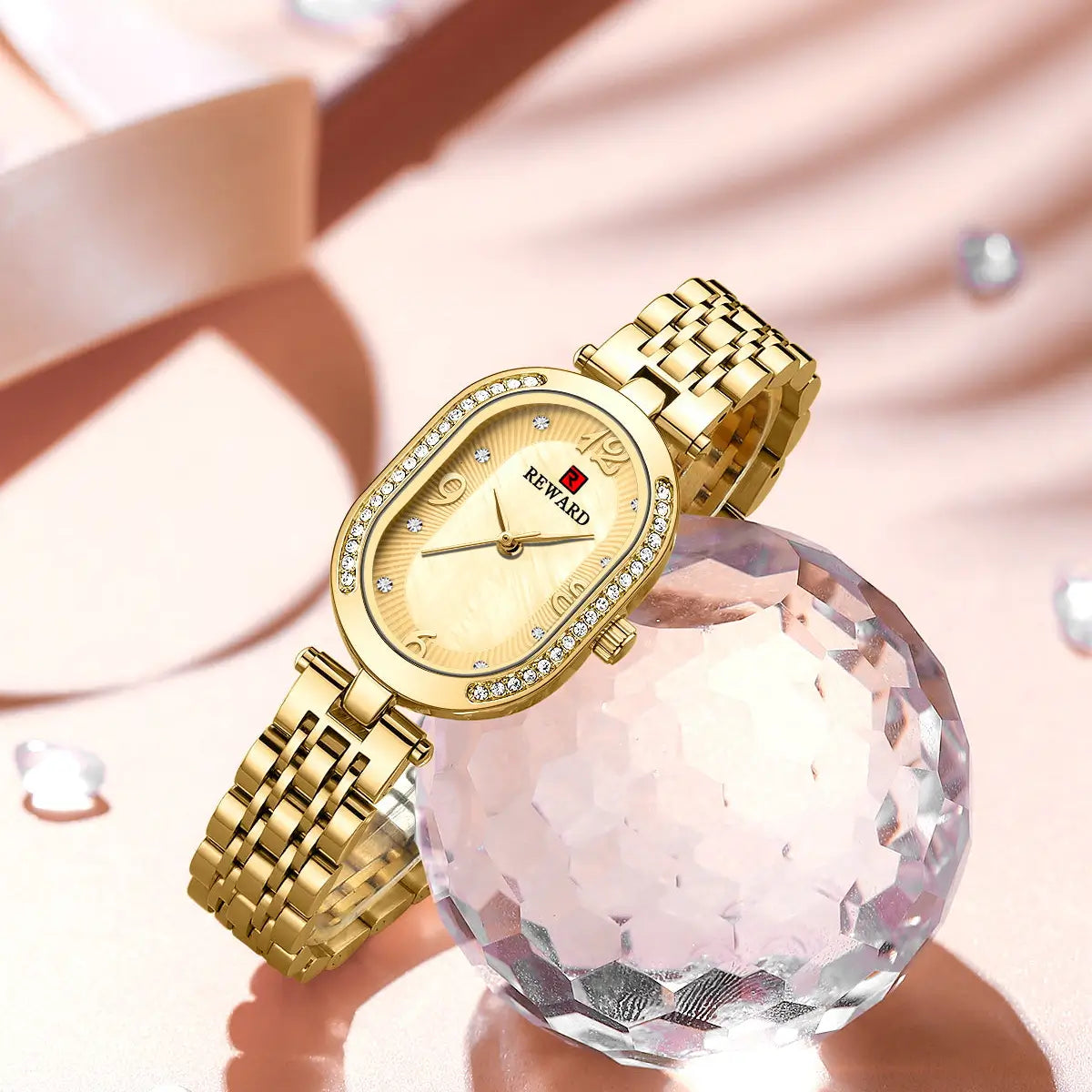 Relógio dourado feminino pequeno Reward VIP Octávia Mini com vista do mostrador oval dourado